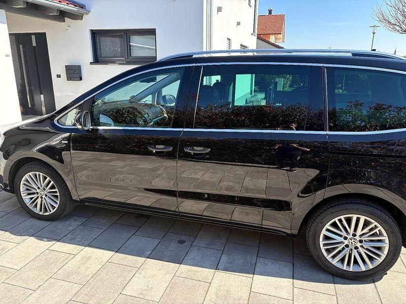 Gebraucht VW Sharan Cup 140 PS (102 kW) 2015 Schwarz Van / Kleinbus