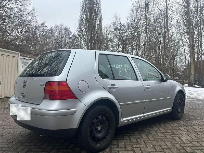 Gebraucht VW Golf IV 101 PS (74 kW) 2003 Silber Limousine