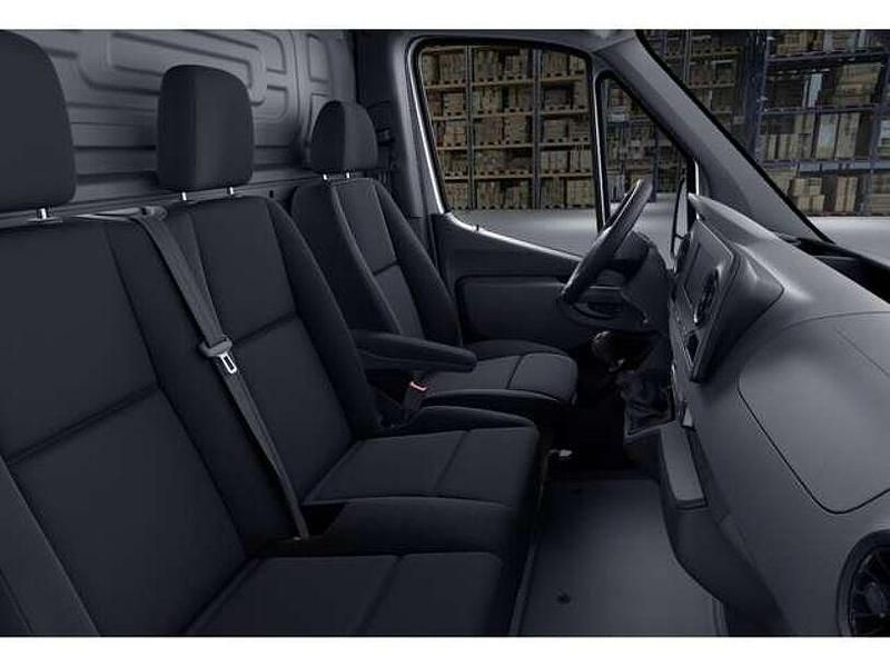 Gebraucht Mercedes Sprinter 170 PS (125 kW) 2023 Arktikweiß Van
