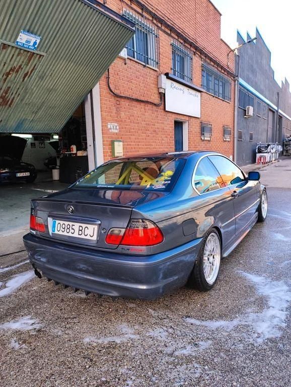 Grau Gebraucht 2001 BMW 325 Performance | 10.000 € (Teuer) - Bild 1/4