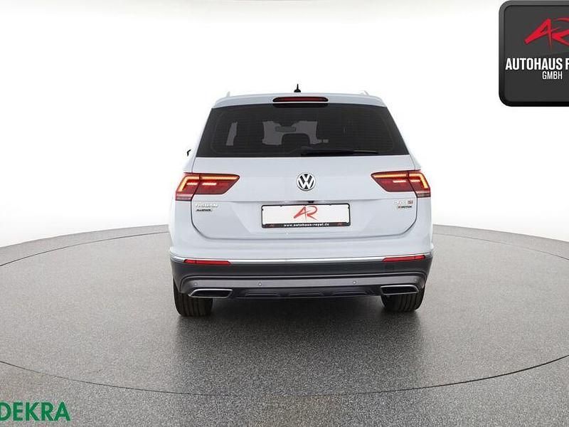 Gebraucht VW Tiguan Allspace Highline 220 PS (161 kW) 2018 White silver SUV