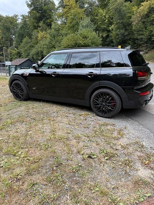Schwarz Gebraucht 2021 Mini John Cooper Works Clubman Kombi | 29.900 € (Guter Preis) - Bild 1/4