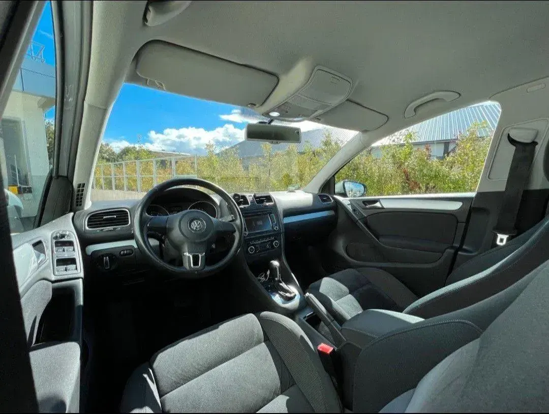 Gebraucht VW Golf VI Highline 122 PS (89 kW) 2011 Silber Kleinwagen