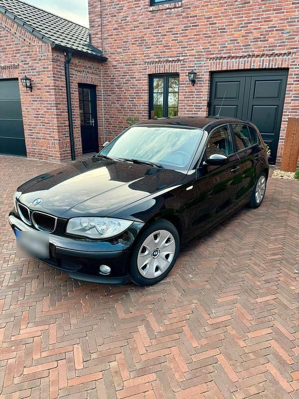 Gebraucht BMW 116 116 PS (85 kW) 2006 Schwarz Kleinwagen