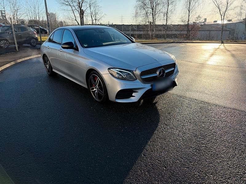 Gebraucht Mercedes E400 333 PS (244 kW) 2016 Silber Limousine