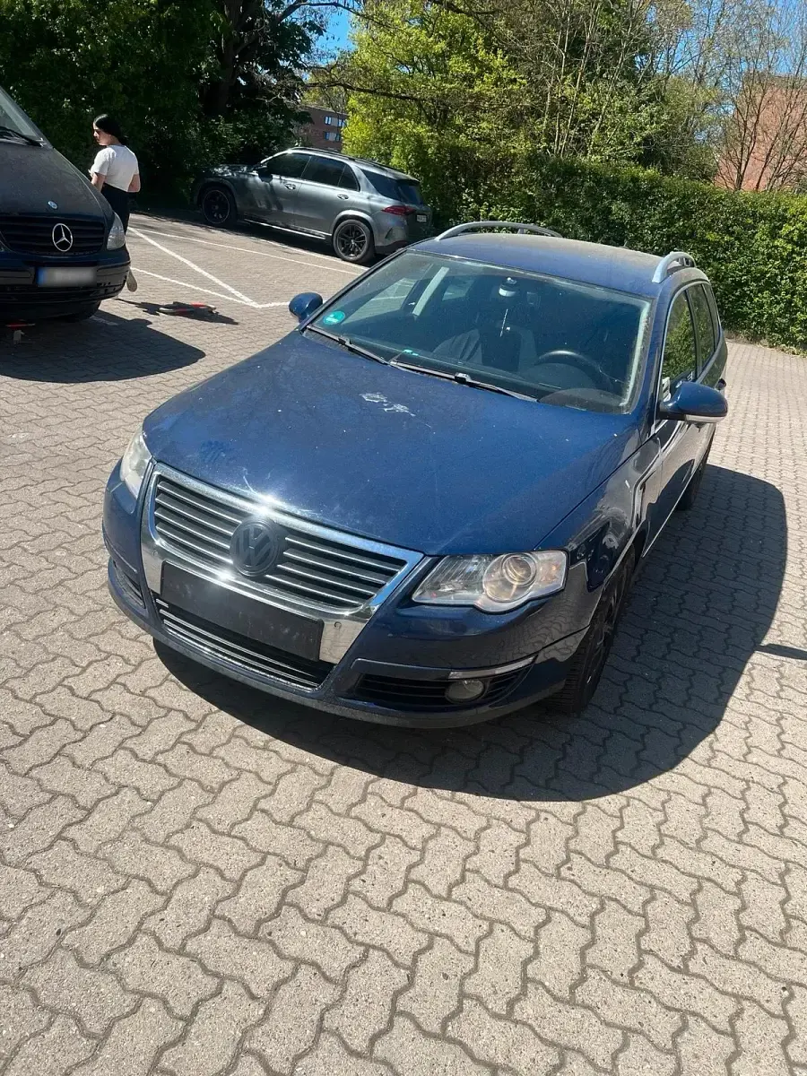 Gebraucht VW Passat 140 PS (102 kW) 2007 Blau Kombi