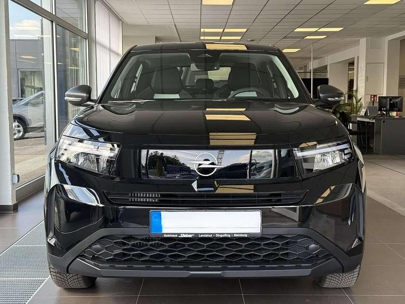 Gebraucht Opel Frontera Edition 101 PS (74 kW) 2025 Lackierung schwarz perla nera/ SUV