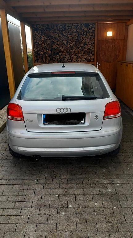 Gebraucht Audi A3 Attraction 102 PS (75 kW) 2006 Silber Kleinwagen