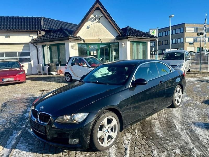 Gebraucht BMW 320 Cabriolet 170 PS (125 kW) 2008 Schwarz Cabrio