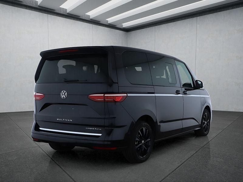 Schwarz Gebraucht 2025 VW T7 Van | 71.849 € - Bild 1/4
