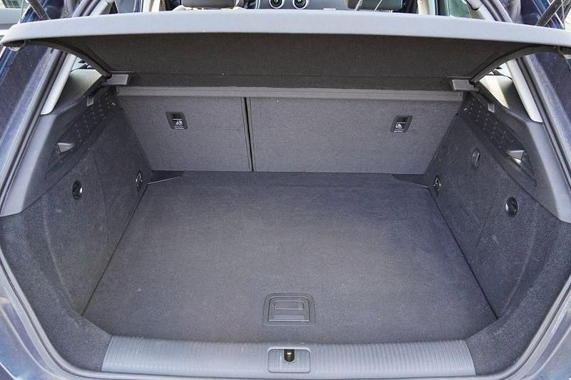 Gebraucht Audi A3 Ambiente 204 PS (150 kW) 2020 Blau Limousine