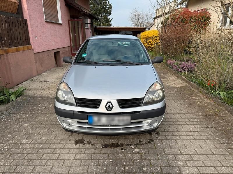Gebraucht Renault Clio II 75 PS (55 kW) 2005 Grau Kleinwagen