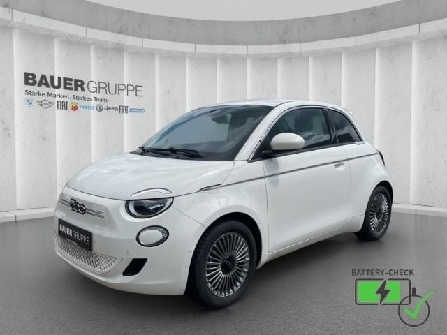 Gebraucht Fiat 500e Basis 86 kW (118 PS) 2023 Arktis weiß) (weiss Kleinwagen