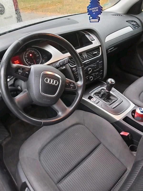Używany Audi A4 160 KM (117 kW) 2008 Srebrny Kombi