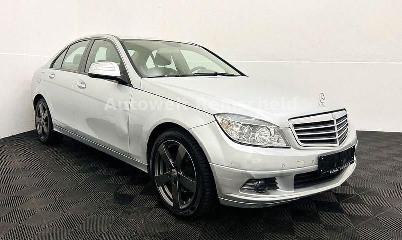 Gebraucht Mercedes C180 156 PS (114 kW) 2008 Silber Limousine