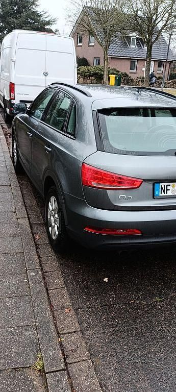 Gebraucht Audi Q3 140 PS (102 kW) 2013 Grau SUV