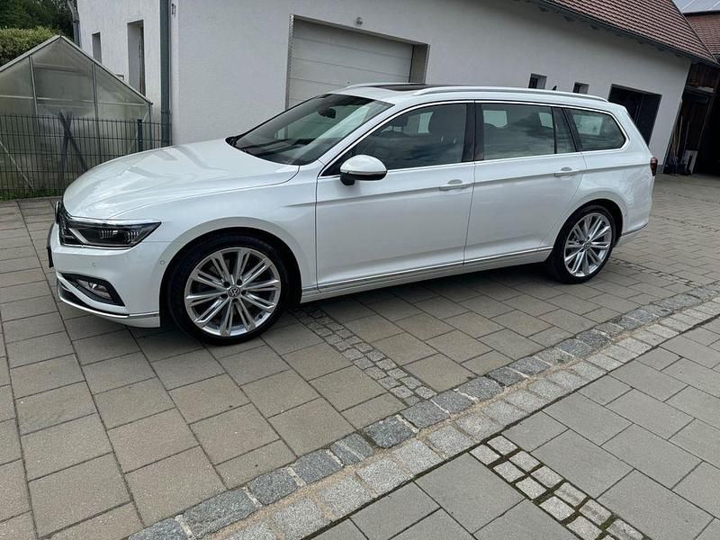 Gebraucht VW Passat 272 PS (200 kW) 2020 Weiß Kombi