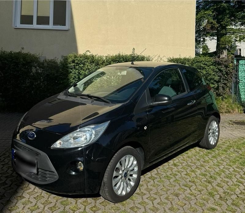 Schwarz Gebraucht 2013 Ford Ka Kleinwagen | 6.400 € - Bild 1/4