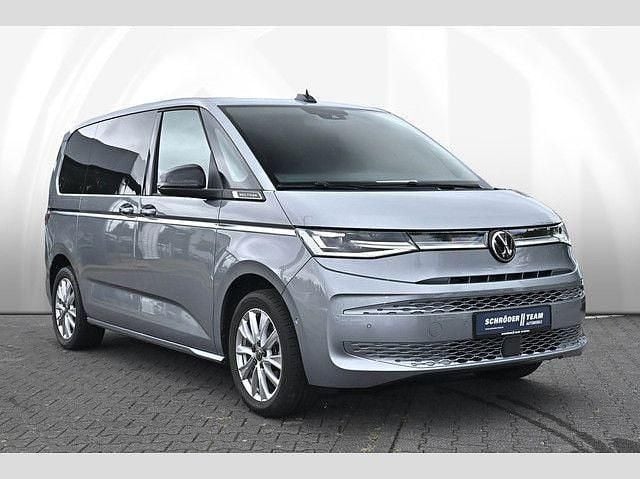 Gebraucht VW Multivan Style 150 PS (110 kW) 2024 Monosilber metallic Van