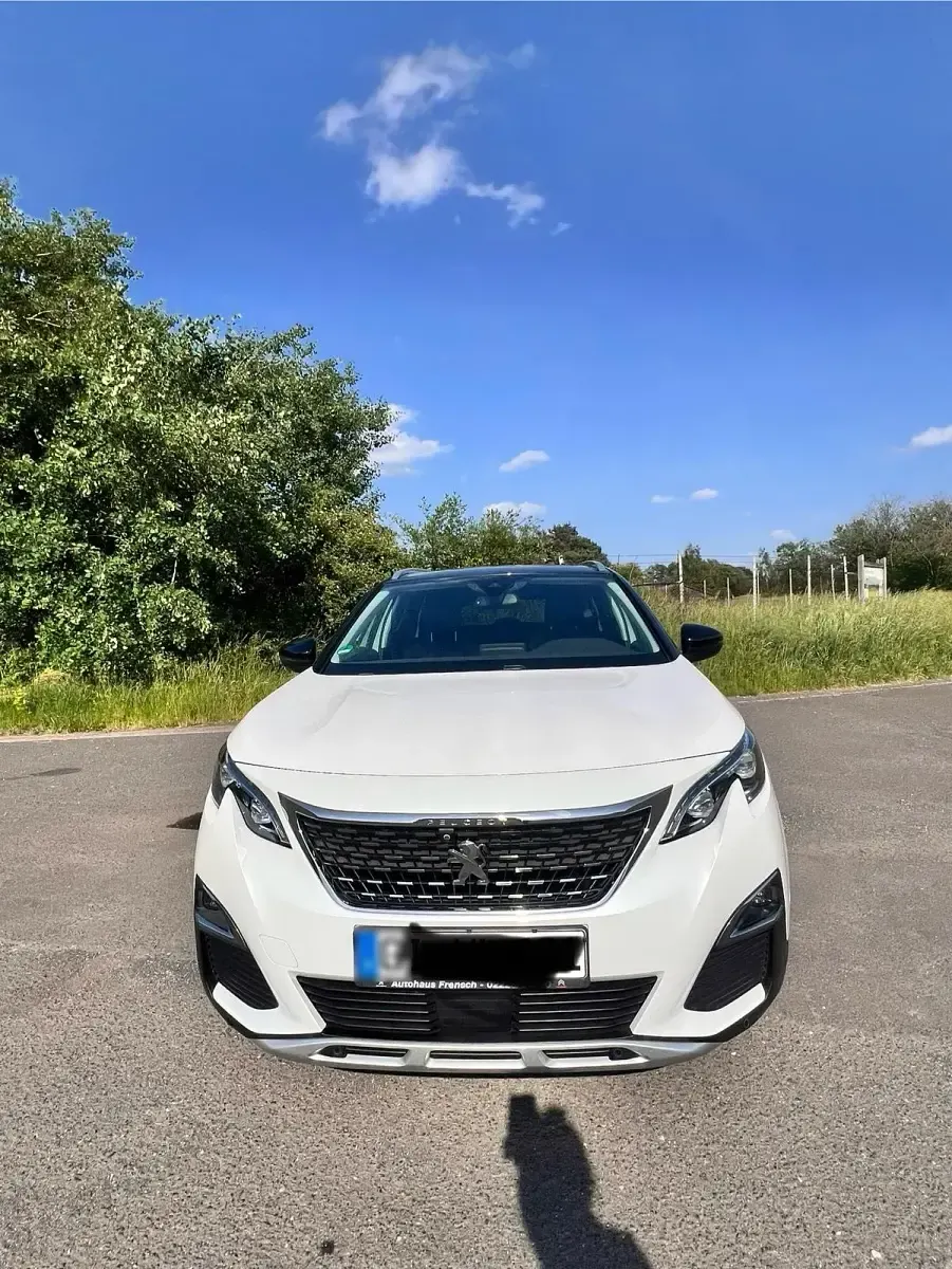 Gebraucht Peugeot 5008 Allure 179 PS (131 kW) 2018 Weiß SUV