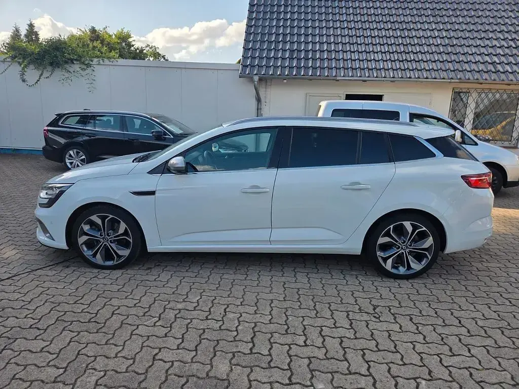 Gebraucht Renault Mégane GT GT 165 PS (121 kW) 2018 Weiß Coupé