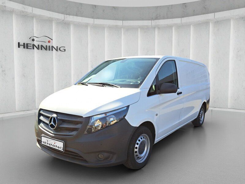 Weiß Gebraucht 2020 Mercedes Vito Van / Kleinbus | 22.880 € (Superpreis) - Bild 1/4