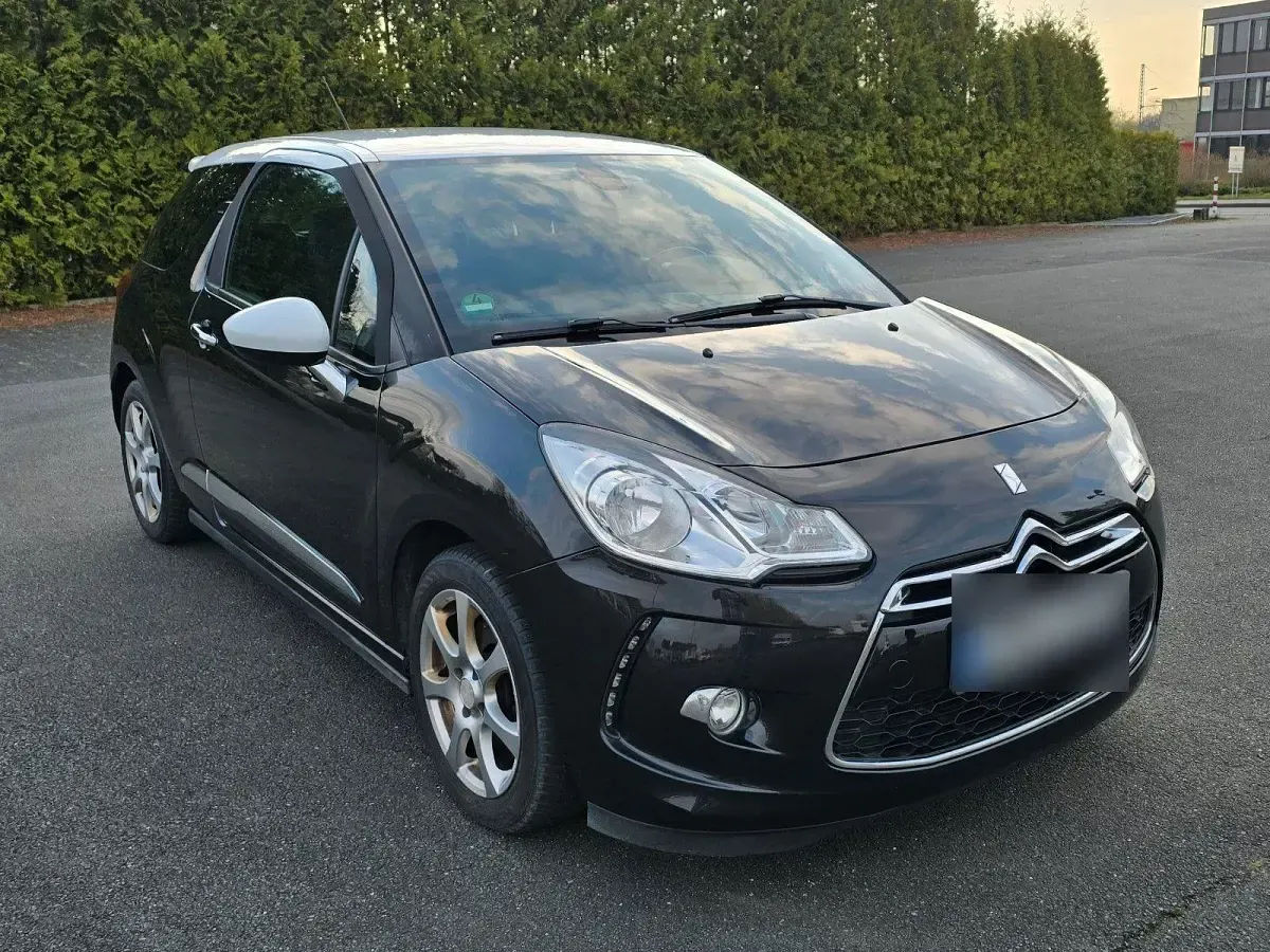 Gebraucht Citroën DS3 Sport Chic 156 PS (114 kW) 2011 Schwarz Kleinwagen
