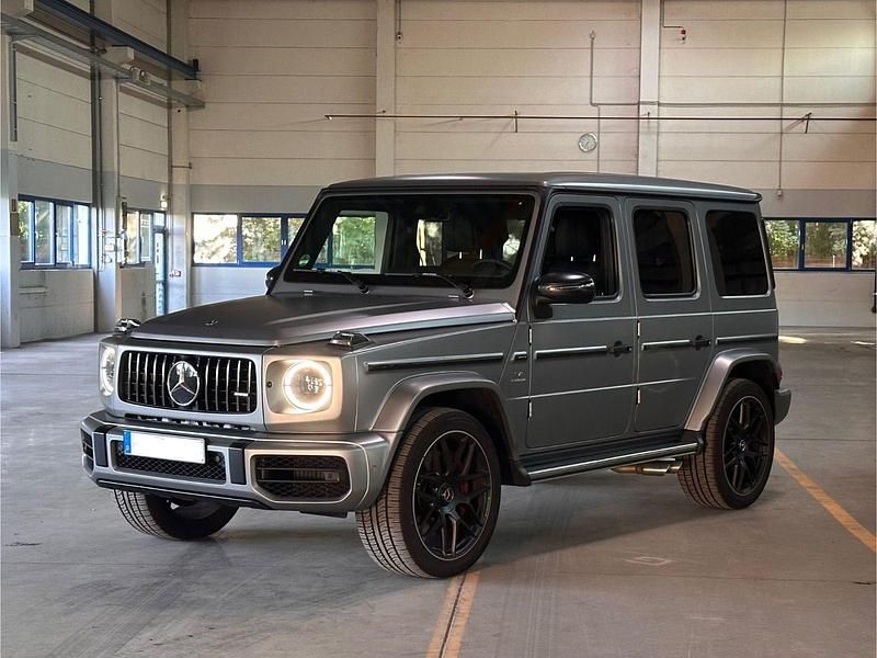Grau Gebraucht 2024 Mercedes G63 AMG AMG SUV | 189.400 € (Superpreis) - Bild 1/4
