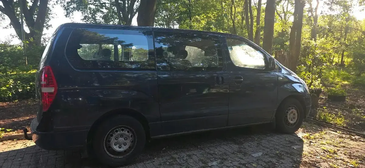 Gebraucht Hyundai H-1 170 PS (125 kW) 2008 Blau Van / Kleinbus