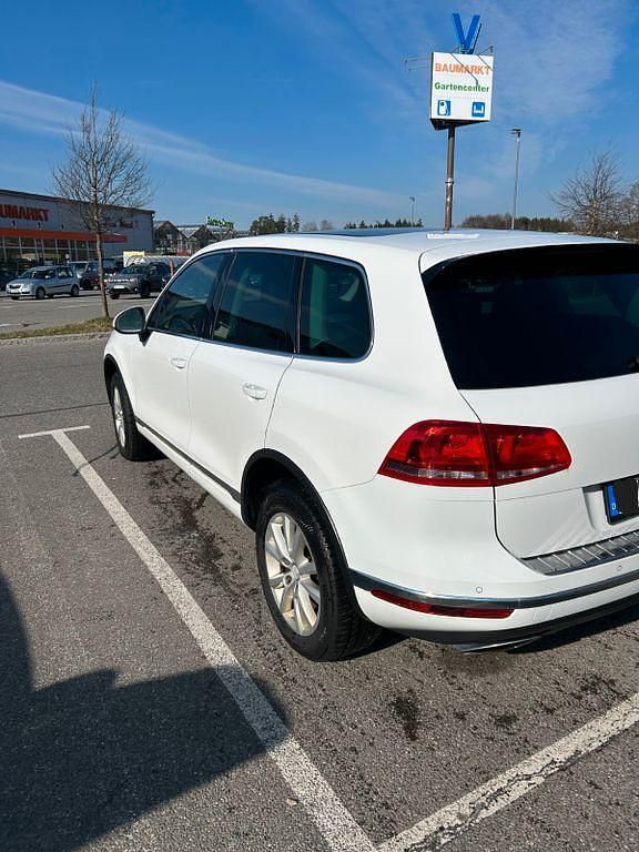 Gebraucht VW Touareg Exclusive 262 PS (192 kW) 2017 Weiß SUV
