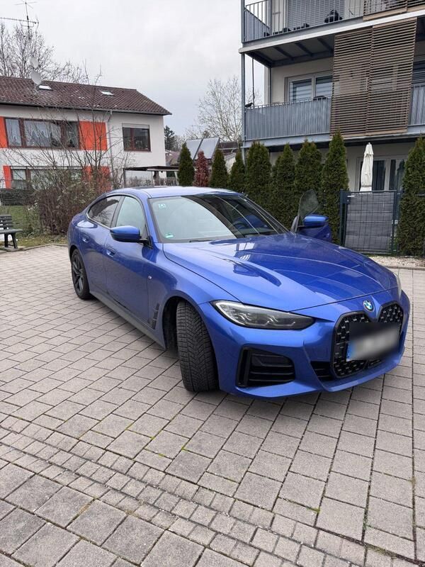 Blau Gebraucht 2024 BMW 420 Gran Coupé Coupé | 47.000 € - Bild 1/4