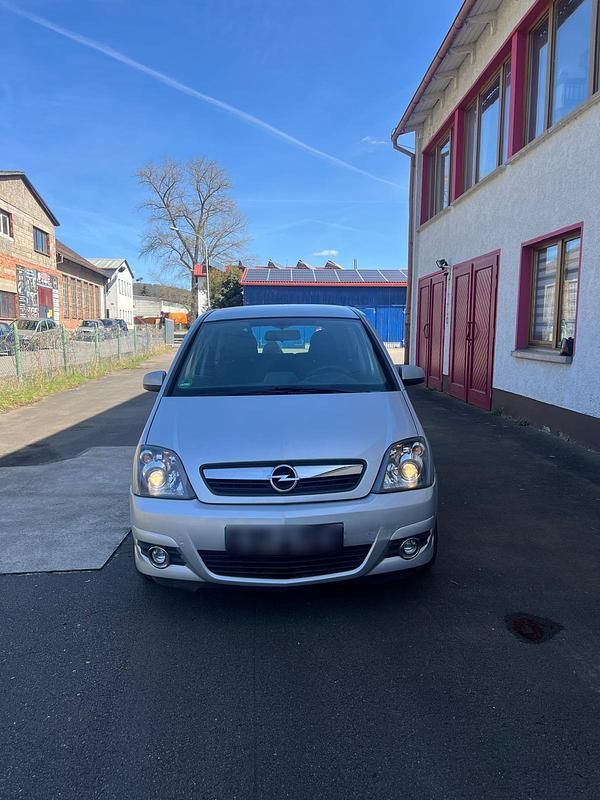 Gebraucht Opel Meriva 90 PS (66 kW) 2009 Silber Van / Kleinbus