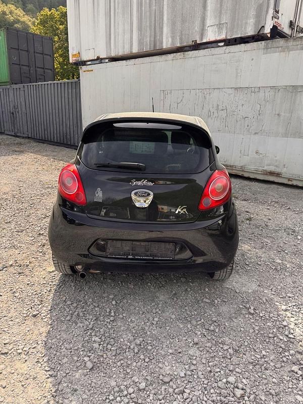 Second-hand Ford Ka 69 CP (50 kW) 2012 Negru Hatchback
