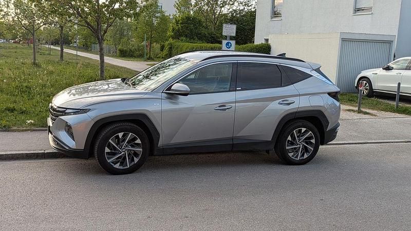 Gebraucht Hyundai Tucson Trend 136 PS (100 kW) 2020 Grau SUV