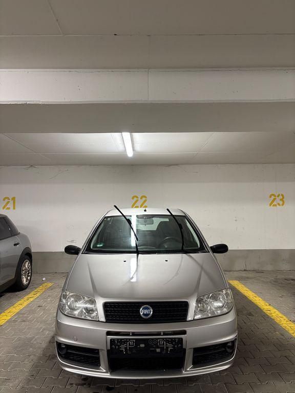 Gebraucht Fiat Punto Dynamic 80 PS (58 kW) 2004 Grau Kleinwagen