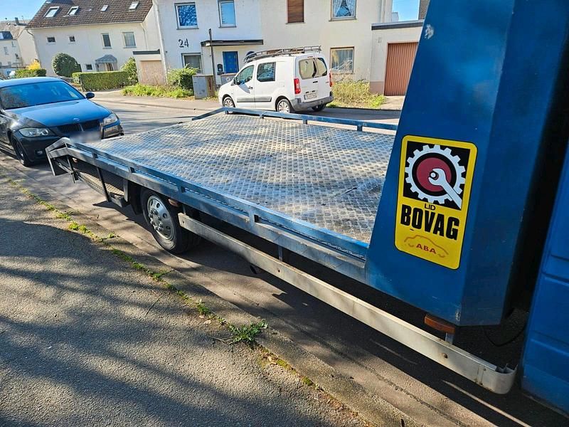 Second-hand Mercedes Sprinter 78 CP (57 kW) 1997 Albastru