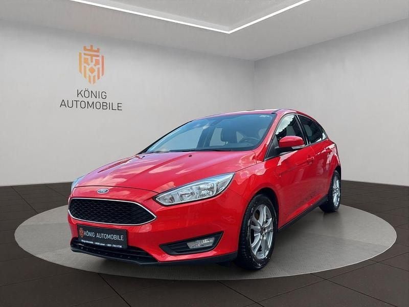 Gebraucht Ford Focus Business Edition 150 PS (110 kW) 2015 Rot Limousine