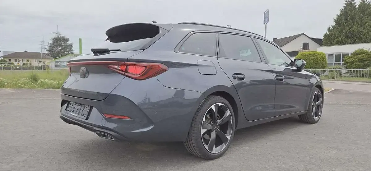 Gebraucht Cupra Leon 150 PS (110 kW) 2023 Magnetic tech Kombi