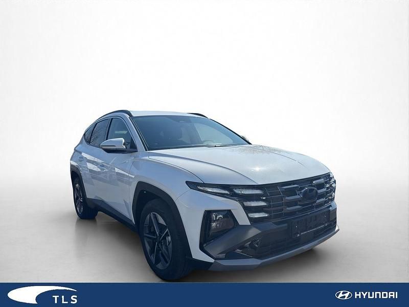 Neu Hyundai Tucson Trend 160 PS (117 kW) 2025 Serenity white SUV