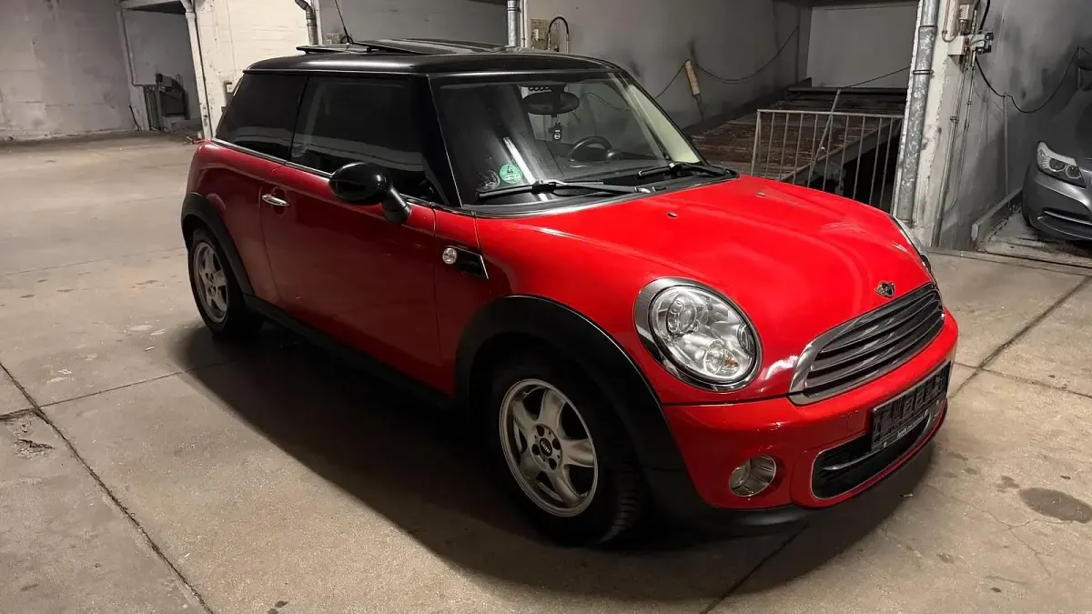 Gebraucht Mini Cooper 122 PS (89 kW) 2010 Rot Kleinwagen