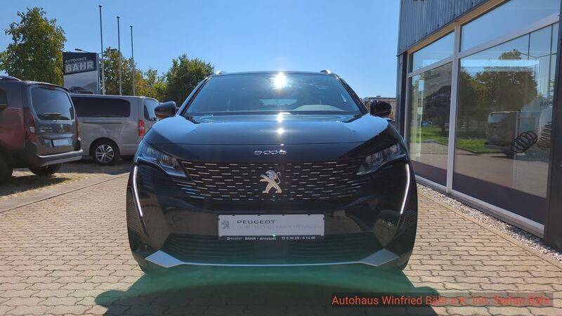 Gebraucht Peugeot 5008 Allure 131 PS (96 kW) 2021 Schwarz Van / Kleinbus