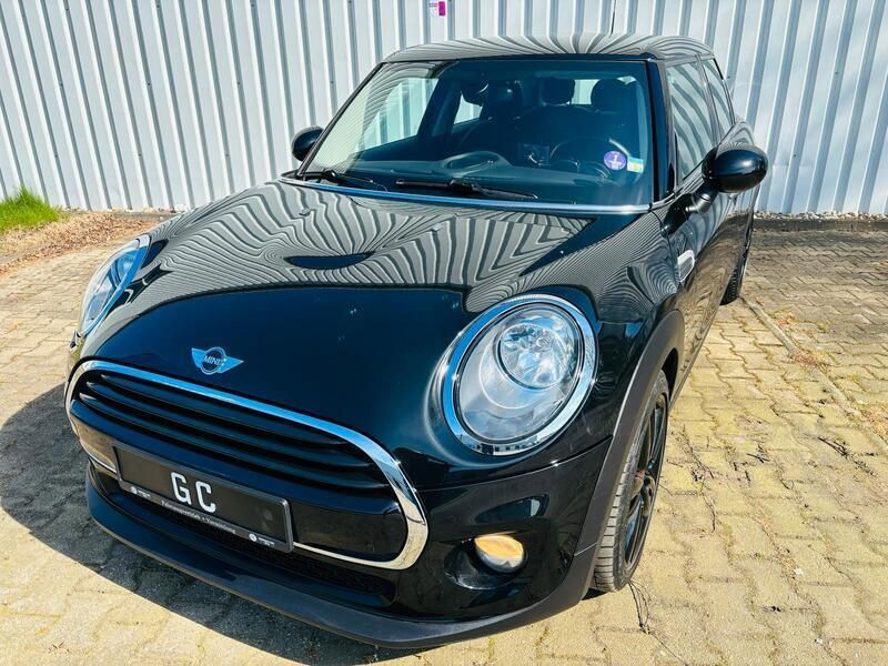 Gebraucht Mini Cooper 135 PS (99 kW) 2015 Schwarz Kleinwagen