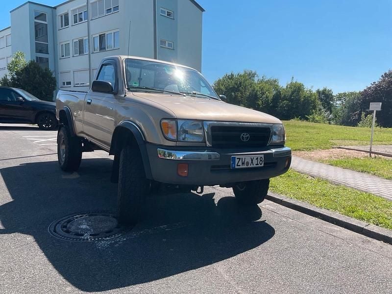 Gold Gebraucht 1998 Toyota Tacoma Abholung | 12.000 € - Bild 1/4