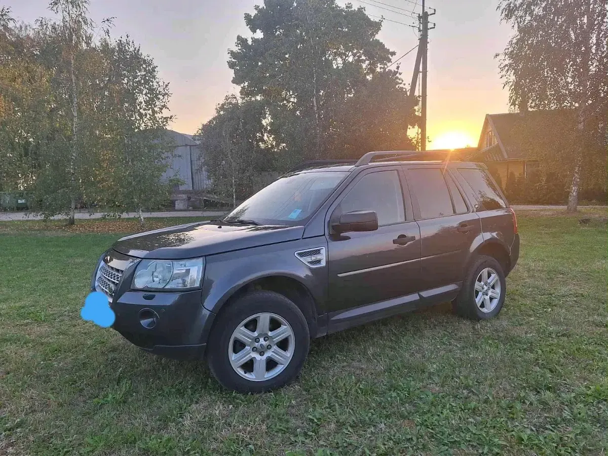 Gebraucht Land Rover Freelander 2 150 PS (110 kW) 2009 Silber SUV