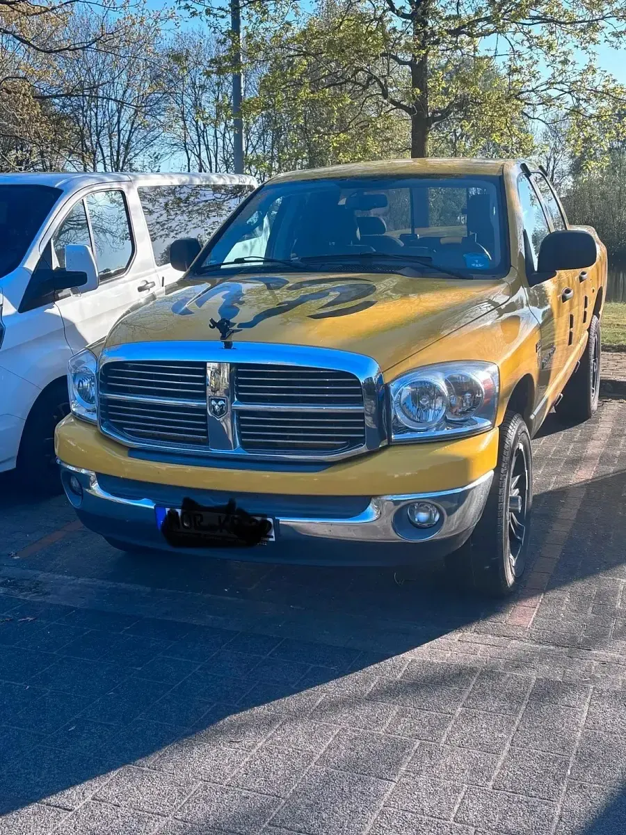 Usata Dodge Ram 345 CV (253 kW) 2007 Giallo Pick-up
