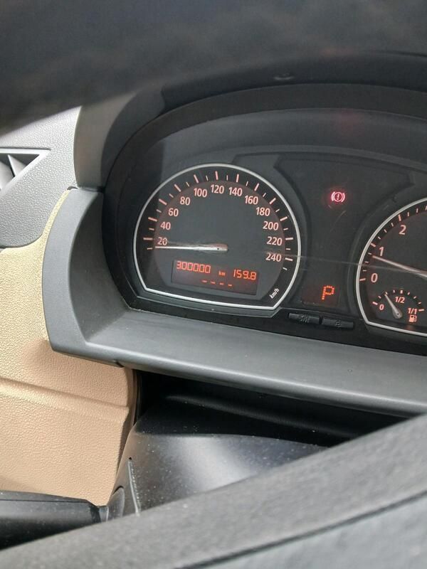 Schwarz Gebraucht 2003 BMW X3 SUV | 3.300 € (Fairer Preis) - Bild 1/4