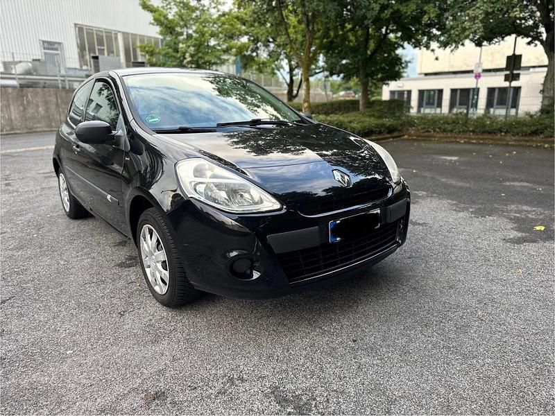 Gebraucht Renault Clio IV 75 PS (55 kW) 2012 Schwarz Kleinwagen