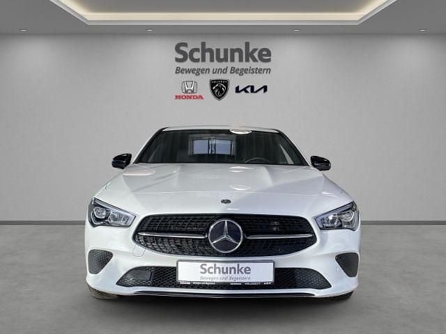 Gebraucht Mercedes CLA250 Shooting Brake 224 PS (164 kW) 2022 Metalliclack (weiss Kombi