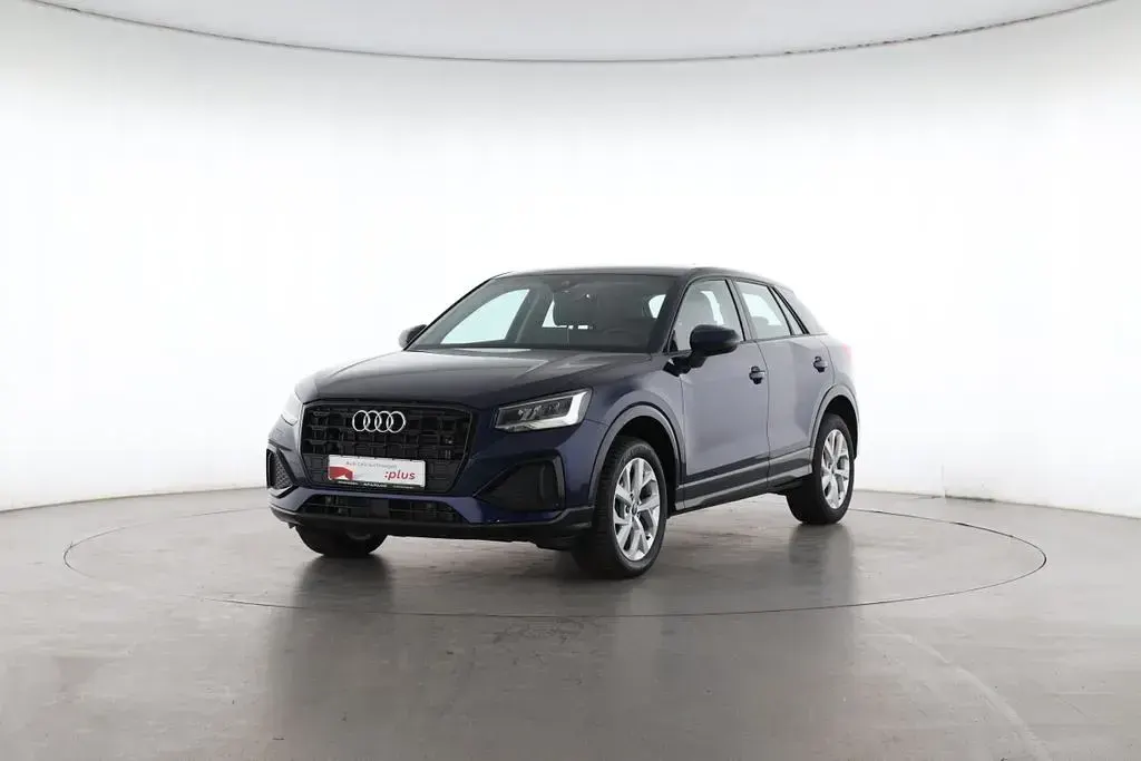 Gebraucht Audi Q2 Advanced Plus 150 PS (110 kW) 2025 Navarrablau SUV