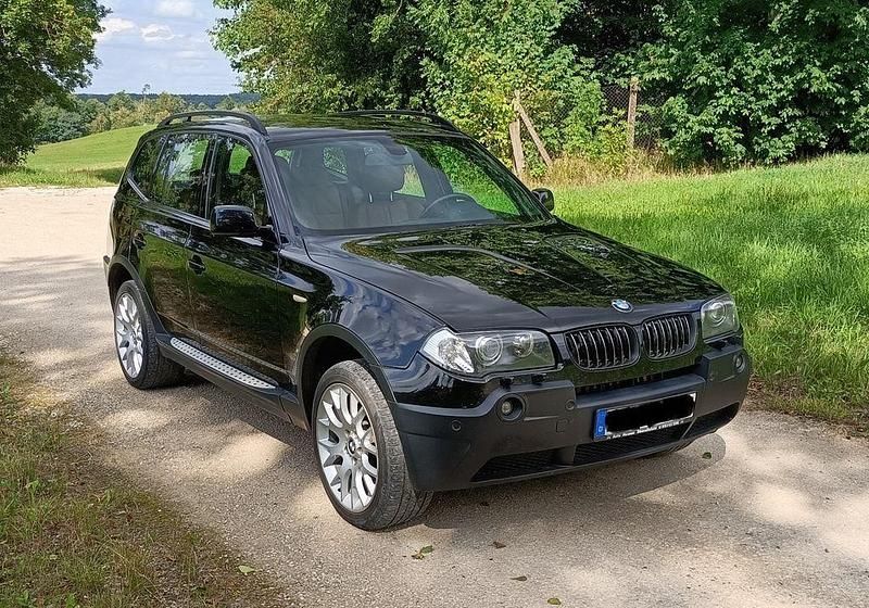 Schwarz Gebraucht 2004 BMW X3 Shadowline SUV | 5.500 € (Etwas zu teuer) - Bild 1/4